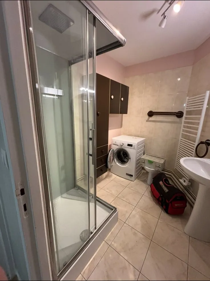 Salle de bain avant